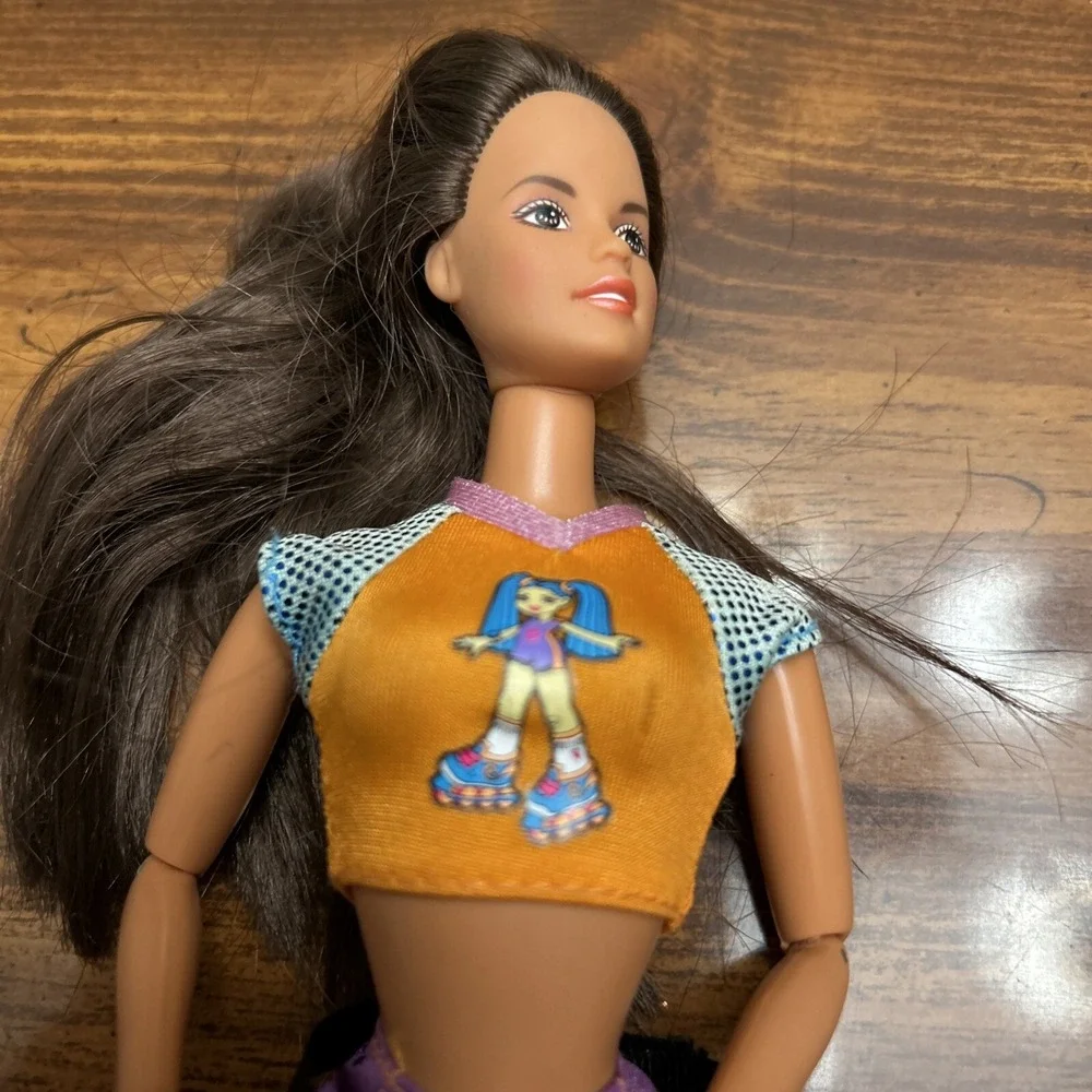 COOL SKATING‎ TERESA Friend of Barbie Doll 1999 Mattel 26231